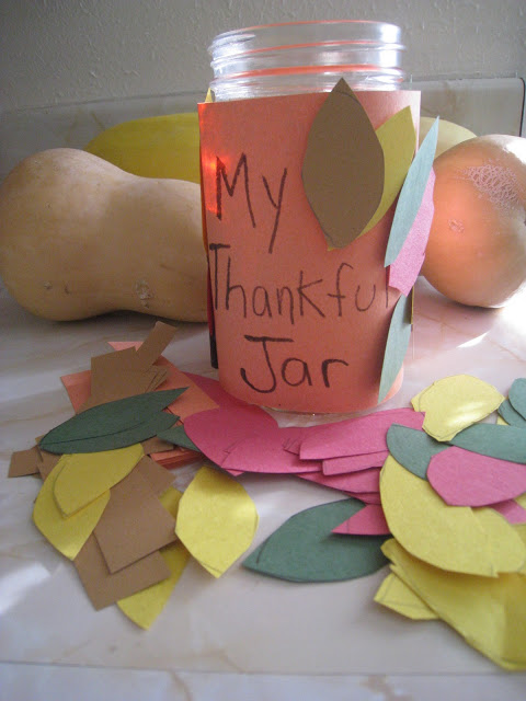 Thankful jar craft by TeachBesideMe.com