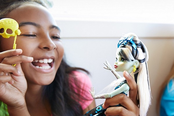 Monster High Dolls Make Christmas Come Alive